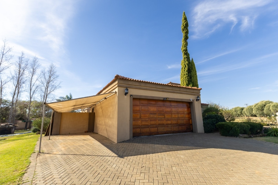 4 Bedroom Property for Sale in Groenvlei Sh Free State